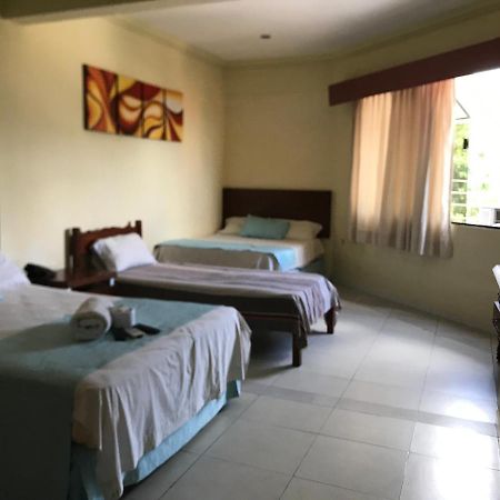 Hotel Viru Viru II 산타 크루즈 드 라 시에라 외부 사진